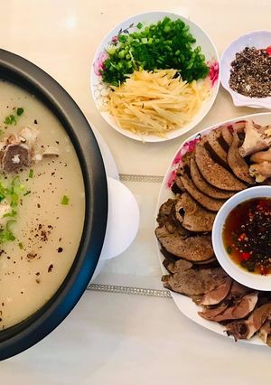 Hình của món Món ăn gia đình- cháo lòng.
