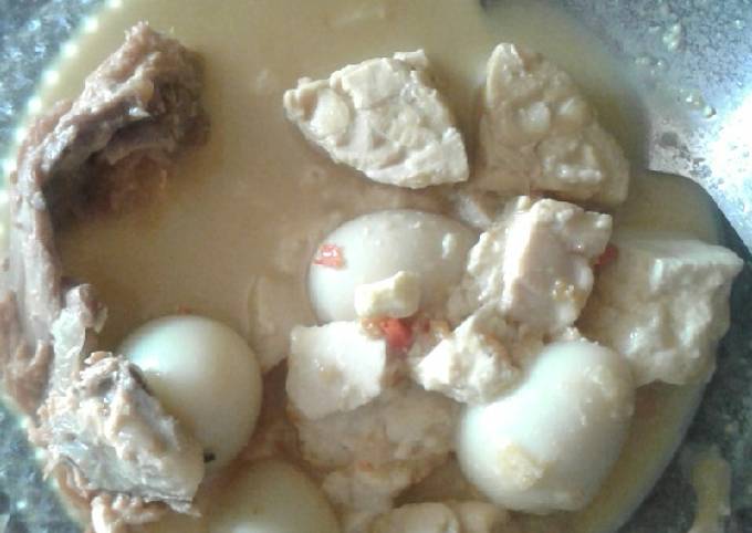 Opor Ayam + Telur Puyuh,Tahu & Tempe