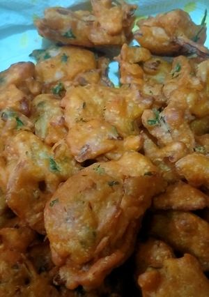 A picture of Onions bhajiya.