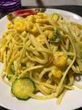 Linguine ai gamberetti, zucchine e zafferano