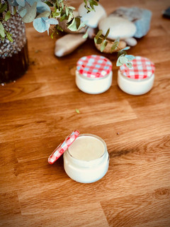 Una foto de Yogur griego casero en Thermomix