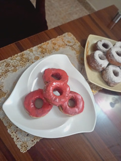 A picture of Glaze Doughnuts.