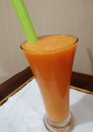 صورة لوصفة عصير البرتقال والجزر 🍊🥕