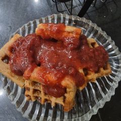 A picture of Strawberry Waffles.