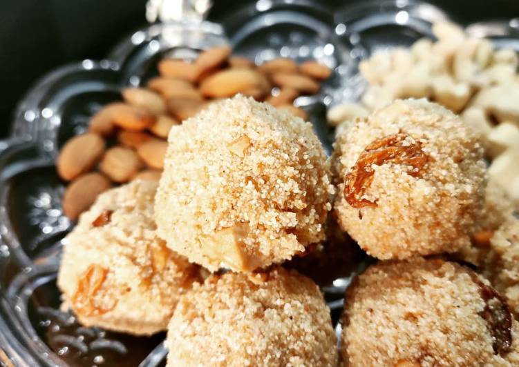 Steps to Prepare Any-night-of-the-week Easy Rava Ladoo (diwali special)