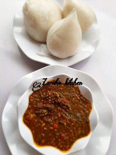 Tuwon shinkafa miya danyen kubewa ainihin hoton girkin