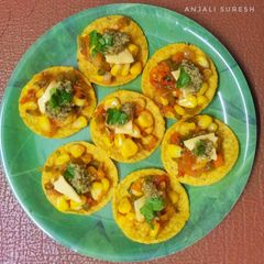 A picture of Chatpata Nachos (Desi style).