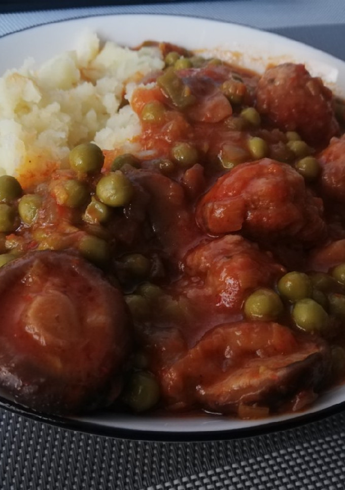 Una foto de Albóndigas agridulces