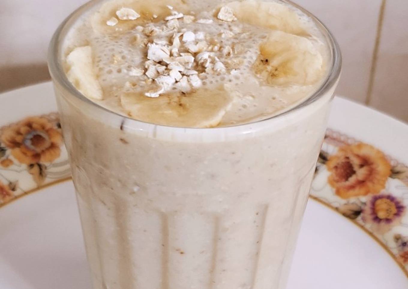 Banana oatmeal shake
