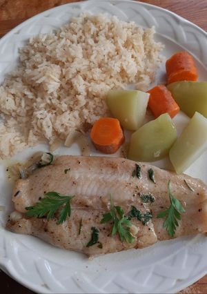 Una foto de Filete de pescado al ajo y perejil