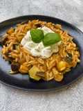 Kritharaki mit Feta-Mousse