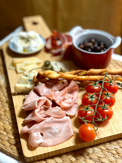 Una foto de Tabla antipasti