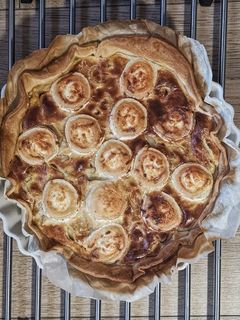 Une photo de Tarte aux oignons, chèvre et miel
