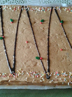 Una foto de Tarta de galletas con café