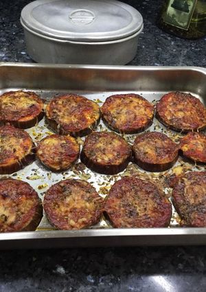 Foto principal de Mini pizzas de berenjena