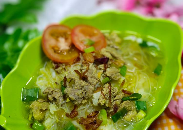 Bagaimana Menyiapkan Soto Daging Sapi, Lezat