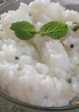 A picture of Curd rice.