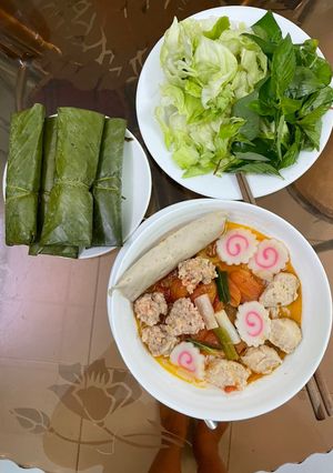 Hình của món Bún riêu tôm.