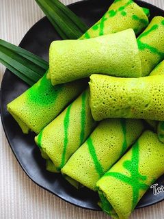 Foto resep 212. KUE DADAR GULUNG PANDAN ISI KELAPA