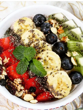 Cara Gampang Membuat Resep  Overnight Oats with fruits yang Bisa Manjain Lidah, Menggugah Selera