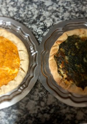 Una foto de Gallette de Choclo y Calabaza - Espinaca y Hojas de Remolacha