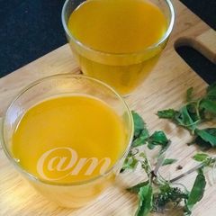 A picture of Golden Yellow TeavA fighter for our immune system thru Corona.