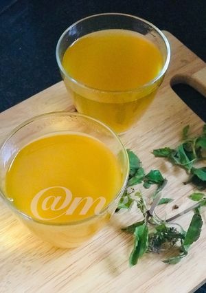 A picture of Golden Yellow TeavA fighter for our immune system thru Corona.