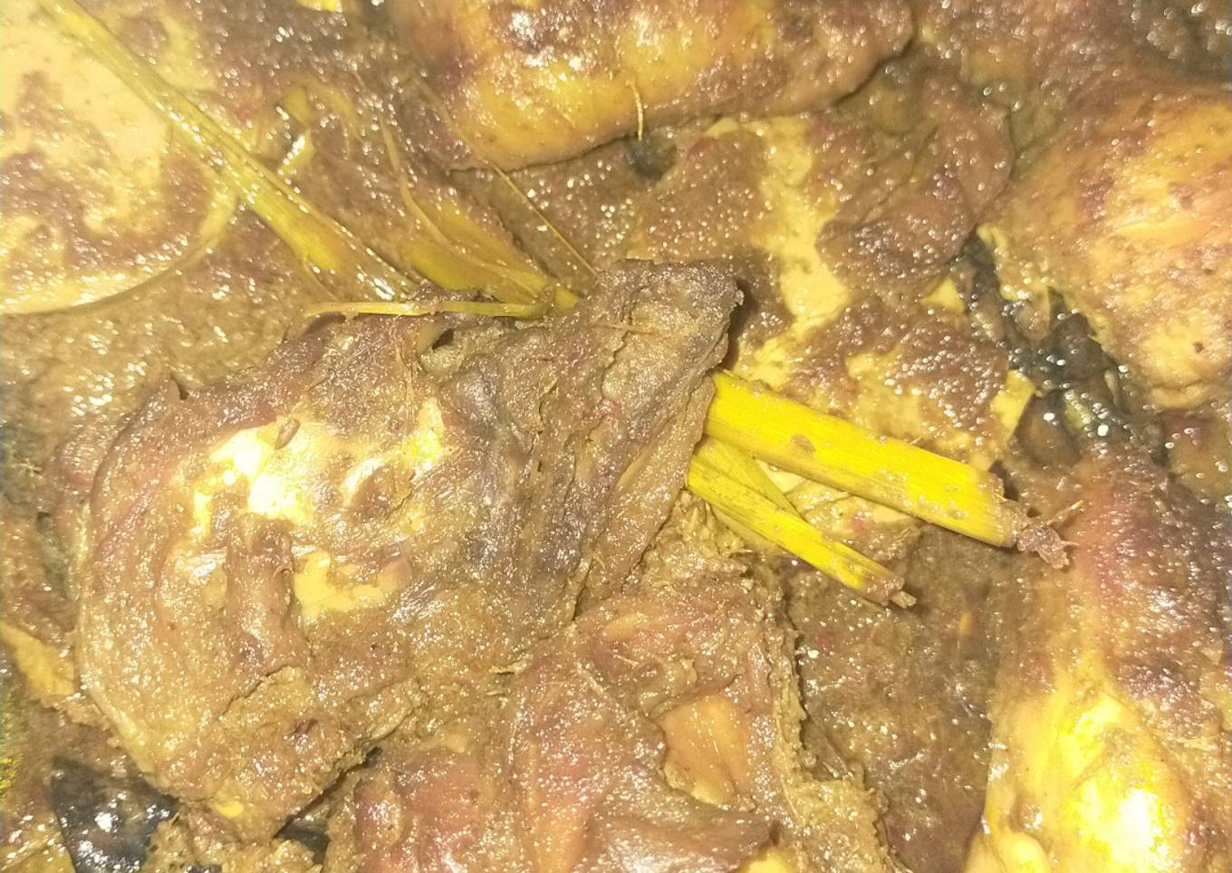 Semur Ayam Putih Telur