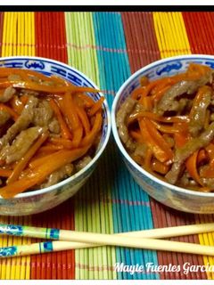 Una foto de Ternera picante con zanahoria