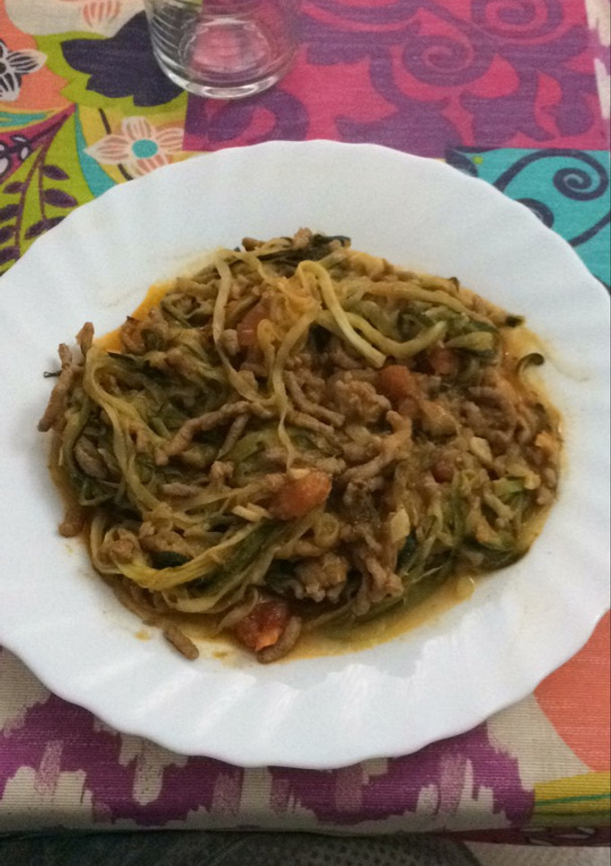 Una foto de Calabacetis con carne