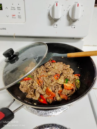 Cara Gampang Membikin Resep Beef slice oseng yang Bisa Manjain Lidah Anti Ribet, Mantap Sekali