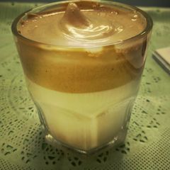 A picture of Dalgona coffee.