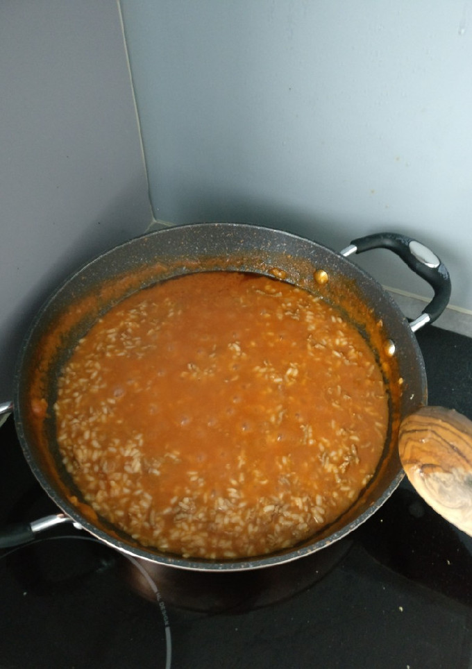 Una foto de Arroz rojo