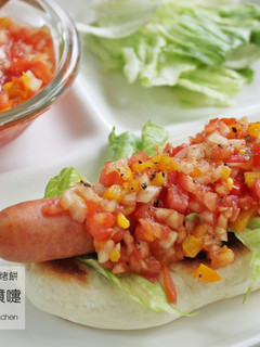 莎莎醬熱狗烤餅| 夏日最佳風味 的食譜成品照片