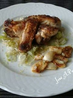 Una foto de Alitas de pollo plancha, al ajillo con toque de manteca de cerdo