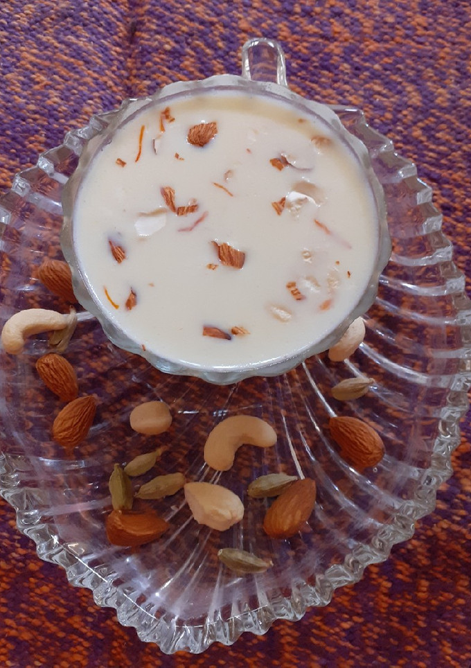 ચીલ્ડ દૂધપાક રેસીપી મુખ્ય ફોટો