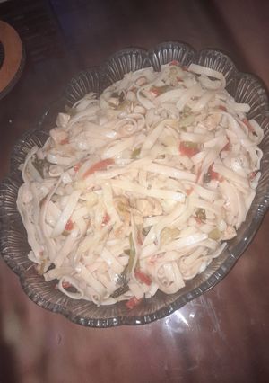 A picture of Chicken Chowmein.
