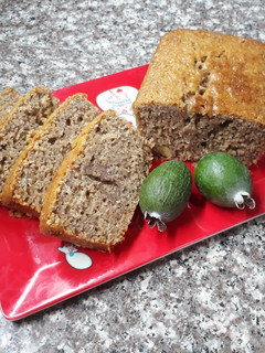 Una foto de Budín de guayaba, naranja y miel