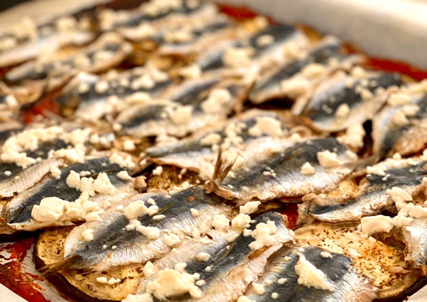 Sardinas al horno estilo mediterráneo