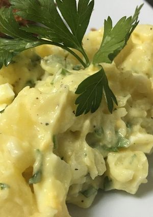 Una foto de Ensalada de papa con huevo