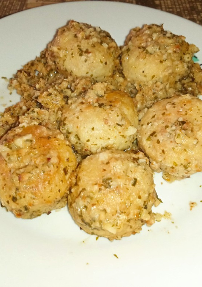Una foto de Albóndigas en salsa de almendras