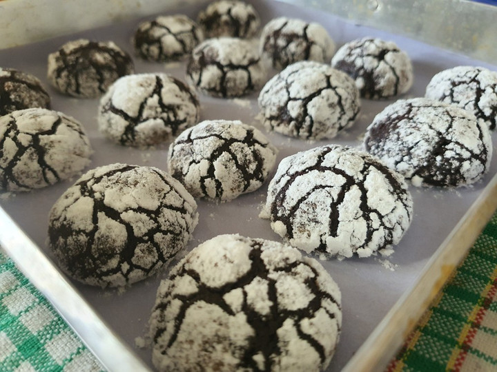 Resep Chocolate Crinkle Cookies Anti Gagal