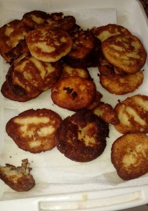 Una foto de Tortitas de papa con queso😙