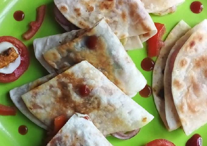 Recipe of Award-winning Homemade stuffed roti Tortilla