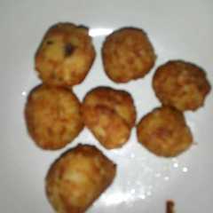 A picture of BOLA NASI/Kroket nasi.
