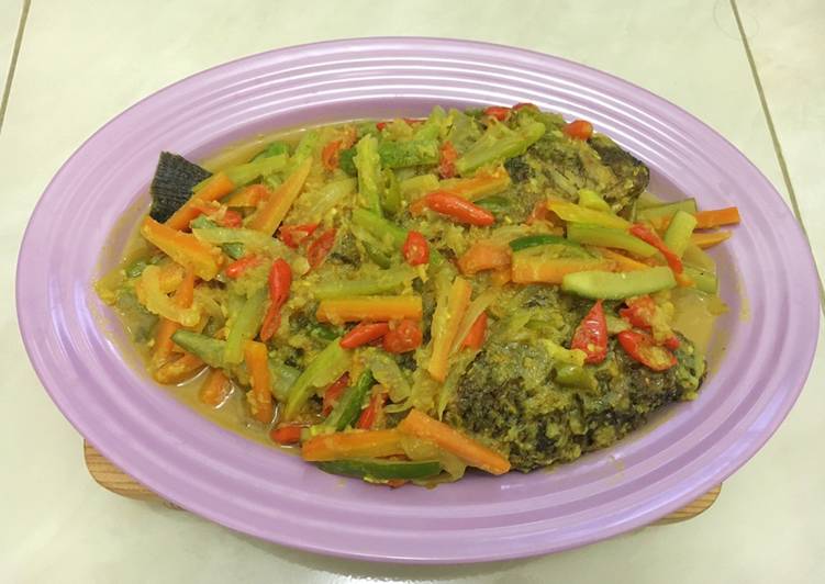 Resep Mujair acar kuning yang Sempurna