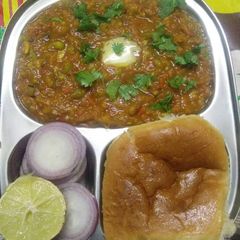 A picture of Pav bhaji.