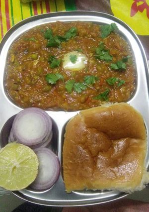 A picture of Pav bhaji.