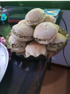 Una foto de Sándwiches de pollo