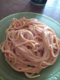 Spaghetti en salsa rosa